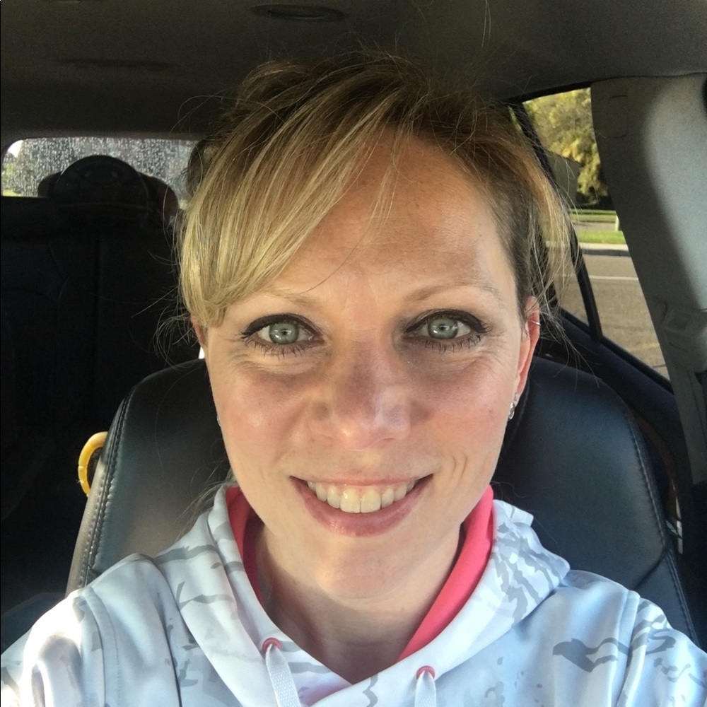 Meet your Posher, Stacy